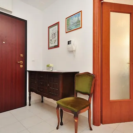 Ante Apartment